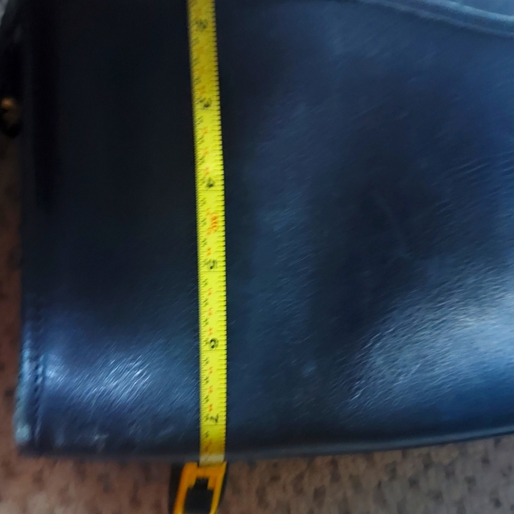 Beautiful  Coach bag - Picture 7 of 9
